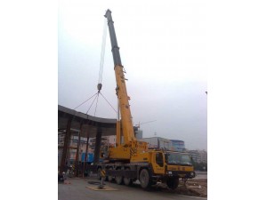 鋼結(jié)構(gòu)天橋吊裝